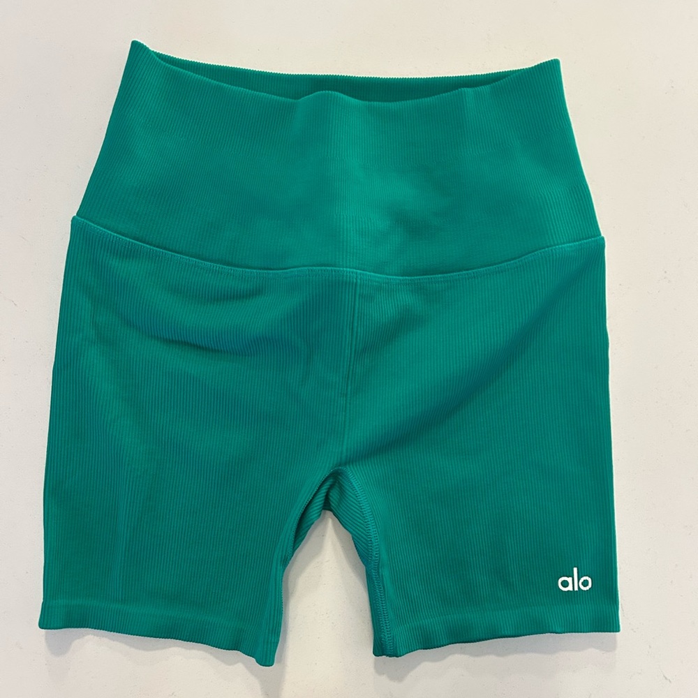 ALO Yoga Women's Teal Bike Shorts